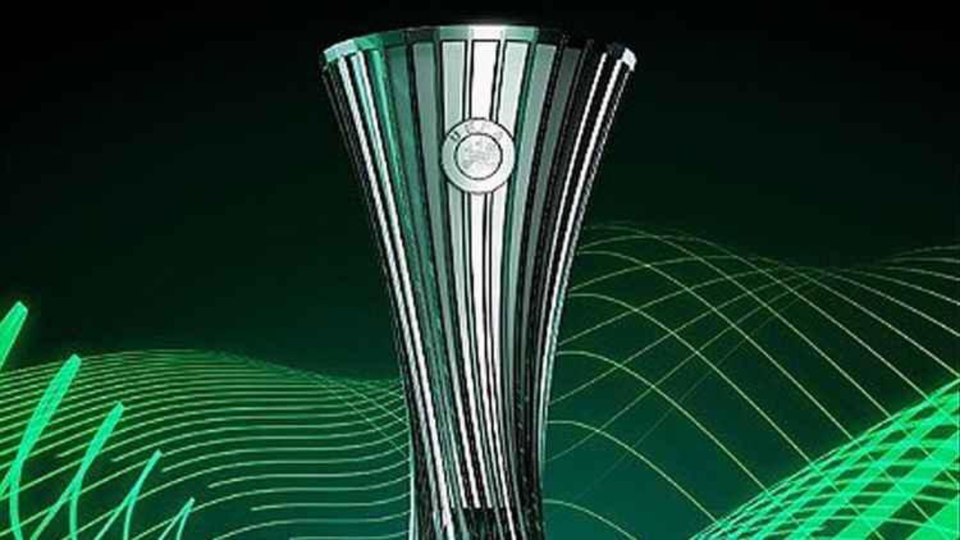 UEFA presenta el trofeo de la nueva Conference League Soy Positivo